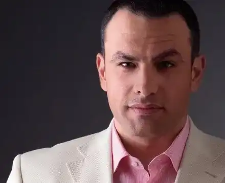 Юксел Кадриев тръгна на маникюр