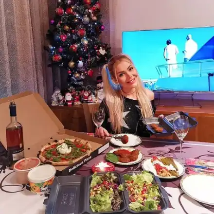 Калина от „София ден и нощ\" пости