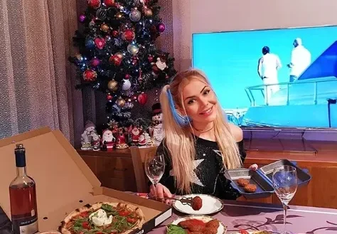 Калина от „София ден и нощ\" пости