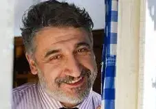 Кирил Ефремов си лакира ноктите! (Актьорът болезнено суетен)