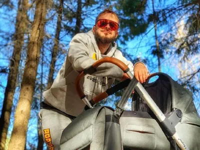 Криско стана рекламно лице на детски играчки