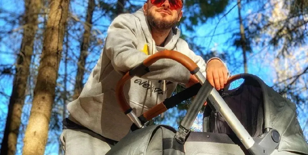 Криско стана рекламно лице на детски играчки