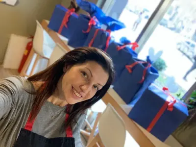 „Мисис България” Яна Средкова стопли сърцата на хора в нужда