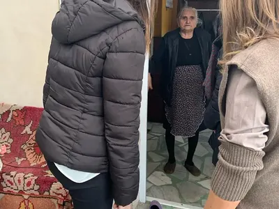 Мисис България подари вечеря на пенсионери