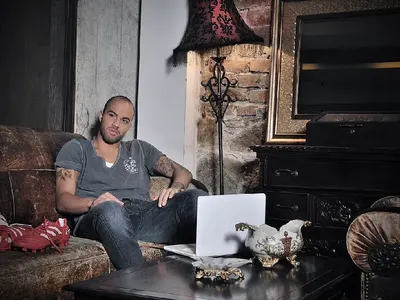 Ники Михайлов пуска собствен бранд, без аналог у нас (Вратарят става БГ Филип Плейн)