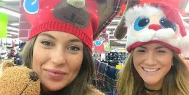 Никол Станкулова и Зейнеб се подготвят за Коледа