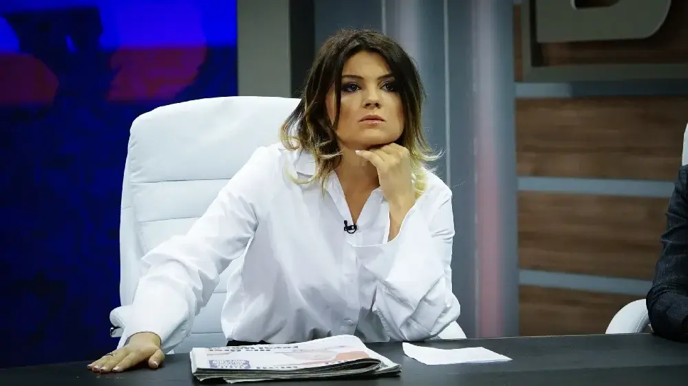 Петя Дикова детронирана от любовница на шефа! Щерката на Аня Пенчева няма да води Култ