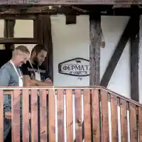 Прическата на Каролев хит във „Фермата“