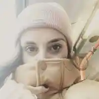 Радина Кърджилова се вози в рейса