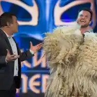 РЕКОРД! Ненчо Балабанов заработи 9 бона от „Маскираният певец”