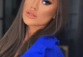 Щерката на Анелия става художник