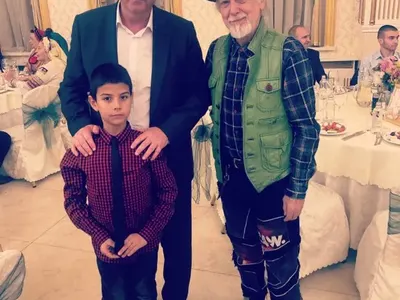 Синът на „Мисис България” Роксана Кирилова рисува благотворително