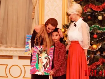 Синът на „Мисис България” Роксана Кирилова рисува благотворително