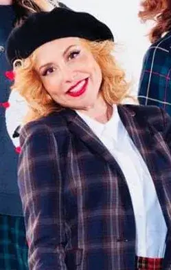 Скалпелът пак е играл по лицето на Стефания Колева