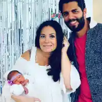 Соня Йончева показа как кърми