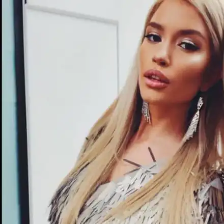 Тита се преби във фитнеса (Певицата се контузи с гиричка)