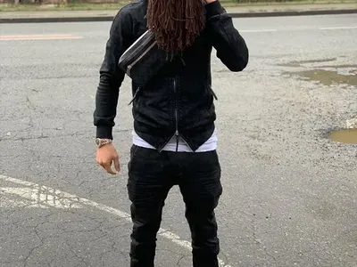 Вкара ли Десподов гол на тази чалгаджийка? (Снимки)