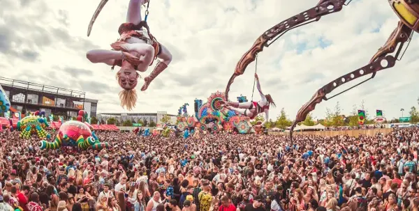 За първи път в България: ELROW, най-цветното парти с дата в Арена Армеец тази пролет