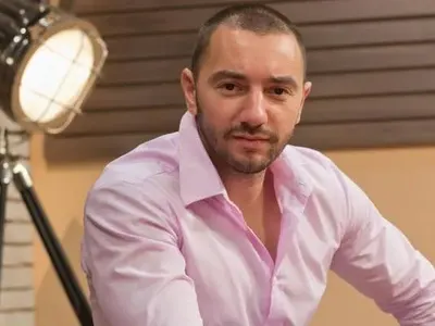 Антон Хекимян води гадже в Гърция