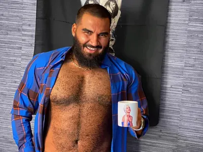 Азис се ядоса: Не ми харесвате космите? Ай сиктир!