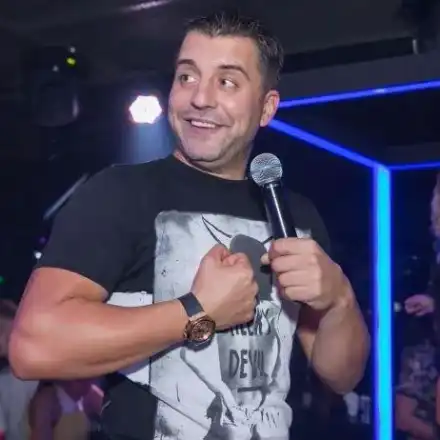 Борис Дали  строи старчески дом