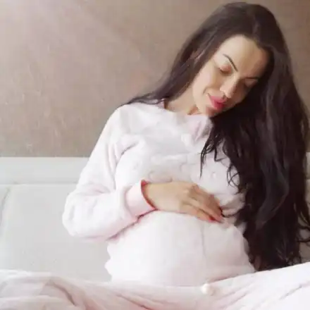 Честито! Славея Сиракова чака дъщеричка