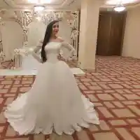 Д-р Паньова дефилира с рокля за цяло състояние и короната от САЩ! (Снимки)