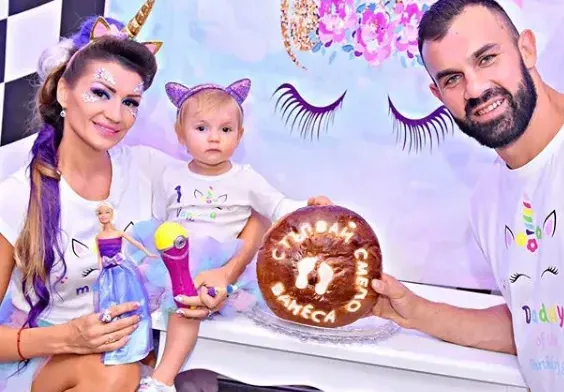 Дъщерята на Вики Джумпарова става модел