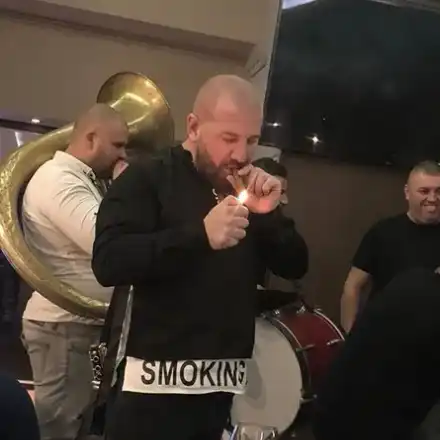 Динко поля бебе No. 2 с купон като сватба (Снимки)