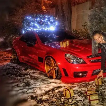 Джино Бианкалана подари на годеницата си стария си Мерцедес