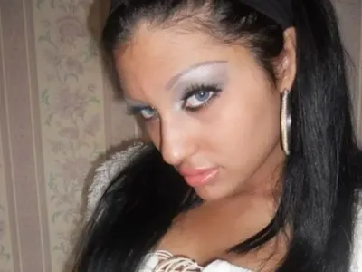 Джулката бясна заради стари снимки (Вижте ги по-долу)