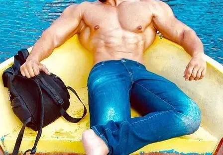 Фики не спира да яде и дебелее, за щастие натрупа кила и на крачетата си