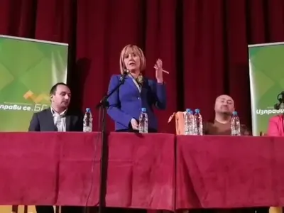 Габровските шеги на Мая Манолова или как Спасителката стана за смях и в Севлиево