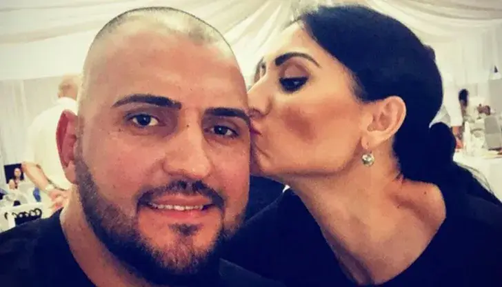 Гринго със 100 лв. джобни, Софка се страхува  да не й профука парите на комар