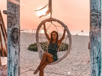 Ивет Лалова показа уникални крака в Дубай