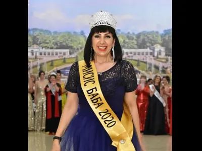 Журналистка стана най-красивата баба