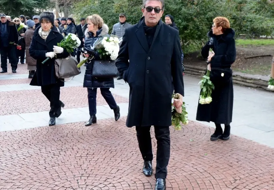 Коко Каменаров и жена му бяха сред опечалените за Силва Зурлева