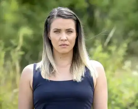 Краси от „Фермата” си търси работа