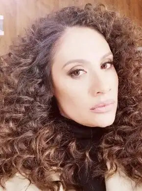 Мариана Попова избяга в Плевен, не ще и да чуе за София