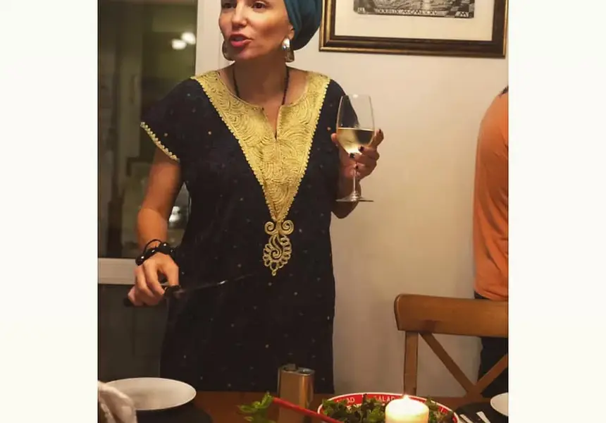 Машина: Ирина Тенчева готви 6 манджи наведнъж!