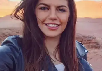 Михаела Филева иска да живее в пустинята (Певицата очарована от Намибия)