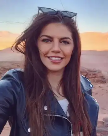 Михаела Филева иска да живее в пустинята (Певицата очарована от Намибия)