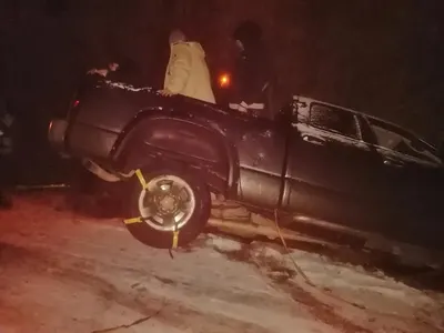 Милена на косъм от смъртта (Певицата пропадна в канал заради лед на пътя)