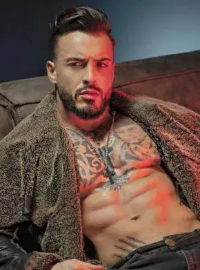 Митака от София ден и нощ : За певец не ставам, ще пробвам като мафиот