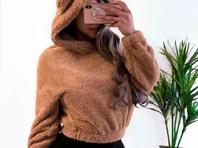 Най-добрите дамски топове от Ree.bg