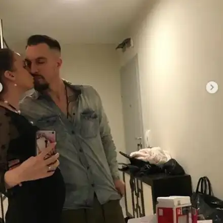 Ново внуче за Наско и Илиана, коремчето на Виолета вече личи