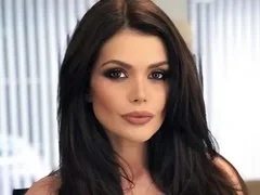 От пластмаса ли е Преслава?! Ето как изглежда след поредният й тунинг (ФОТО ПО-ДОЛУ)