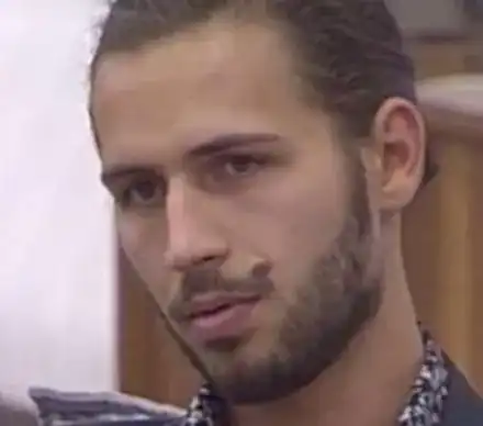 Папи Ханс забрави португалката (Певецът окончателно се раздели с хубавицата)