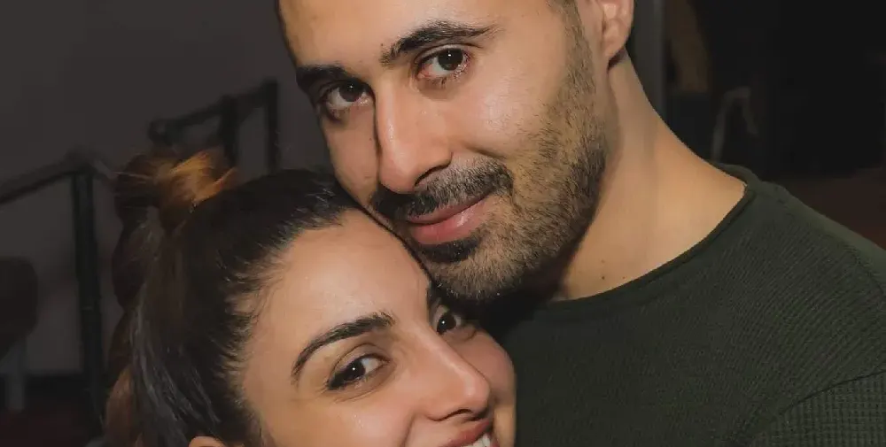 Певица избяга от Кипър заради репортер на Слави