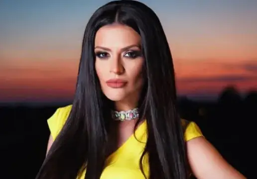 Преслава натри носа на охраната в столичен мол